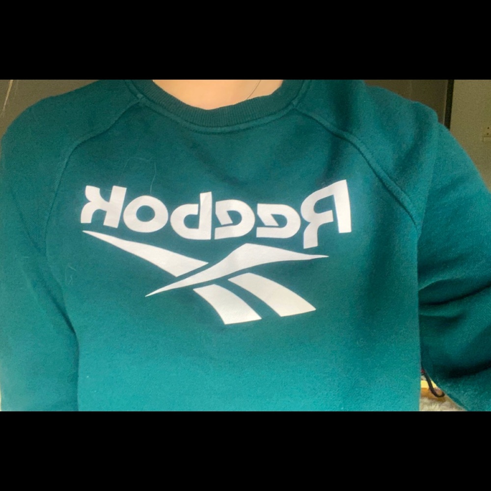 Reebok Crew Neck - Picture 3 of 3